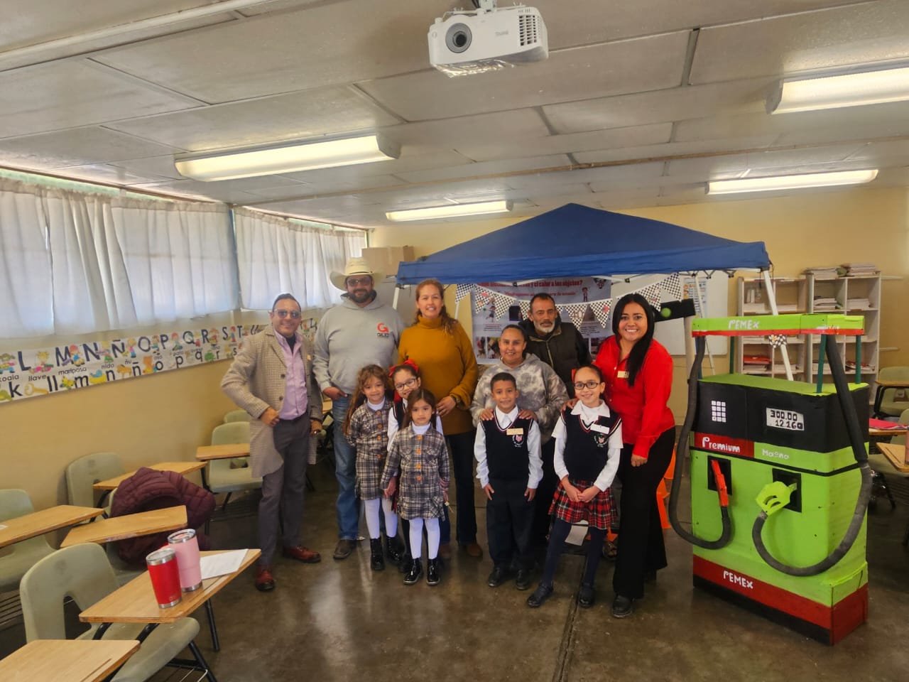 Se lleva a cabo el Primer encuentro de proyectos de la nueva escuela mexicana; en La Cruz