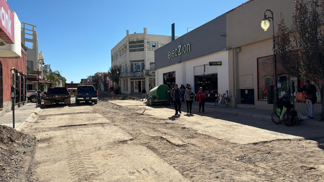 Esperan culminar recarpeteo de calle Guerrero este fin de semana