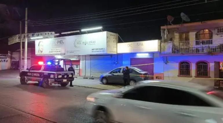 Bloqueos, ejecuciones y un levantón, así la noche en Sinaloa