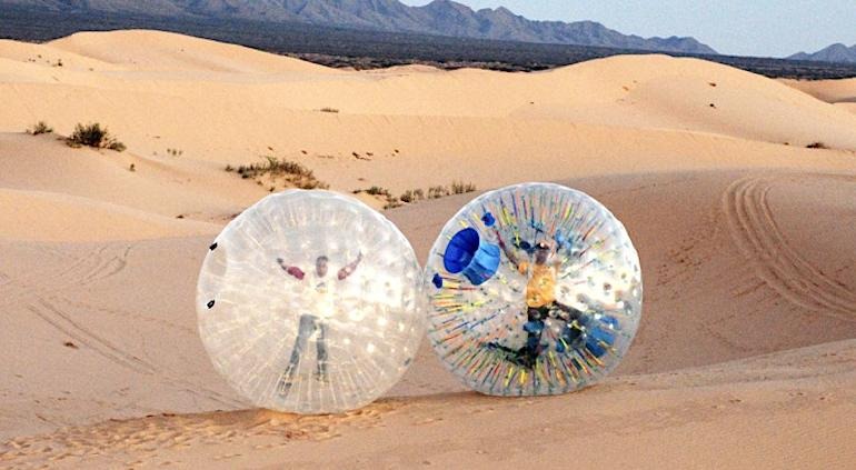 Supera tus miedos con el Zorbing en las Dunas de Samalayuca