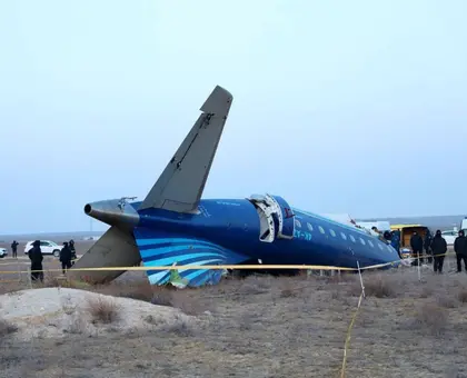 Avión accidentado en el Mar Caspio habría sido derribado por misil ruso, según Azerbaiyán