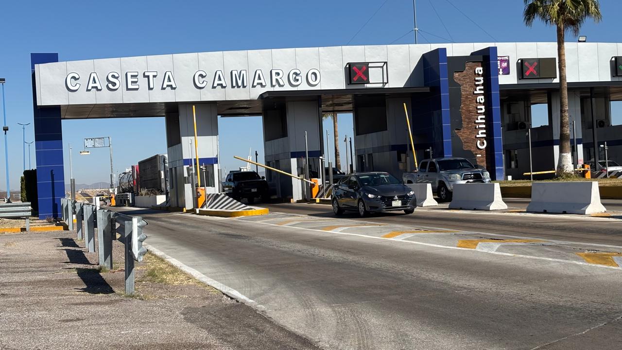 Familia viajaba a Guanajuato y olvidaron a mujer en caseta de Camargo; se dieron cuenta más de tres horas después