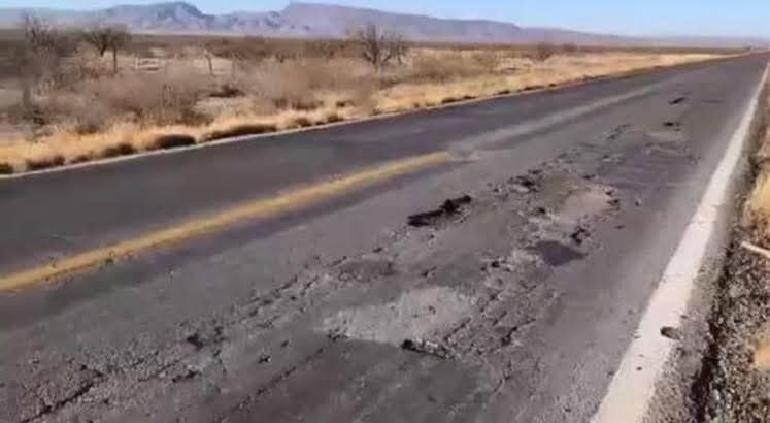 Cráteres: exhiben estado de carretera a Ojinaga 📷