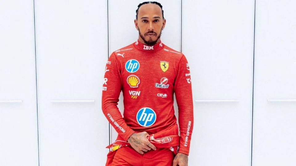 Lewis Hamilton por fin se viste de rojo y rueda el monoplaza de Ferrari por primera vez