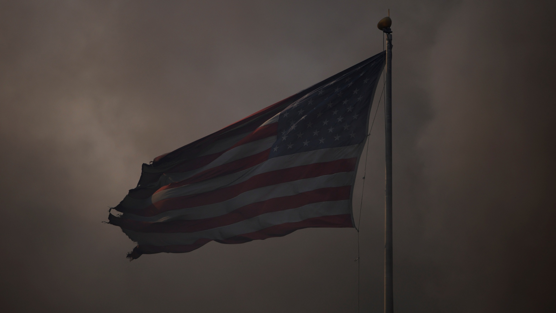 Trump compara los daños de los incendios en California con las secuelas de un ataque nuclear