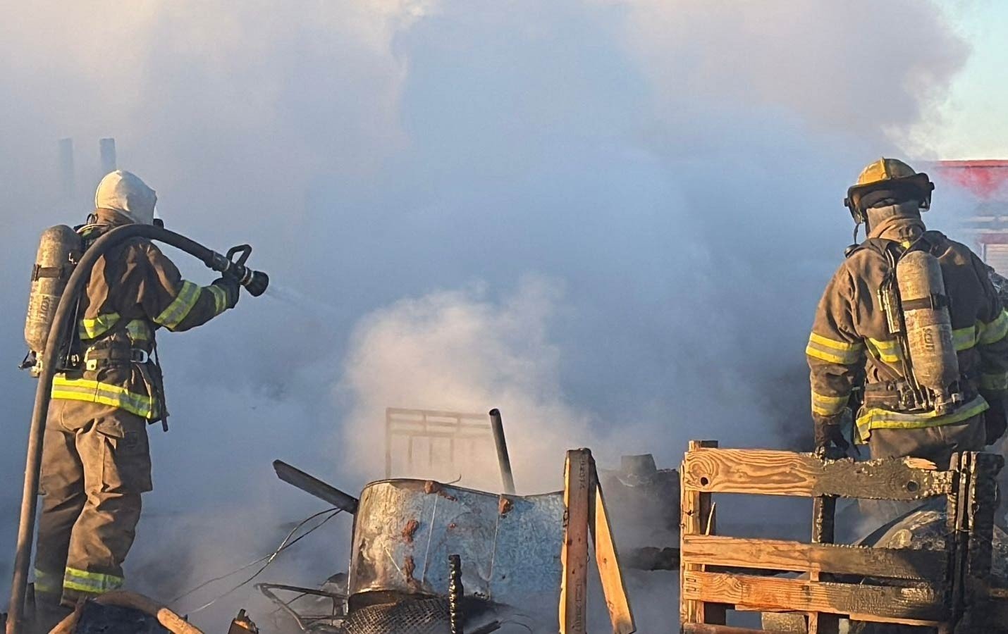 Queda atrapado en incendio y muere calcinado