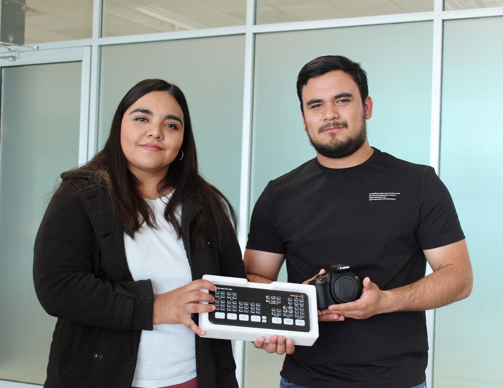 UTCAM recibe equipamiento para fortalecer la carrera de Negocios y Mercadotecnia