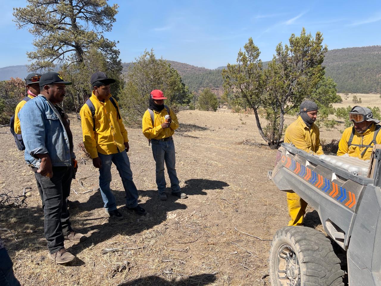 Traslada CEPC apoyos a brigadistas forestales en el municipio de Bocoyna