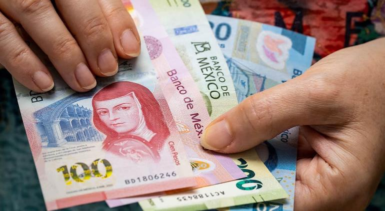 Calcula Inegi leve alza de la economía