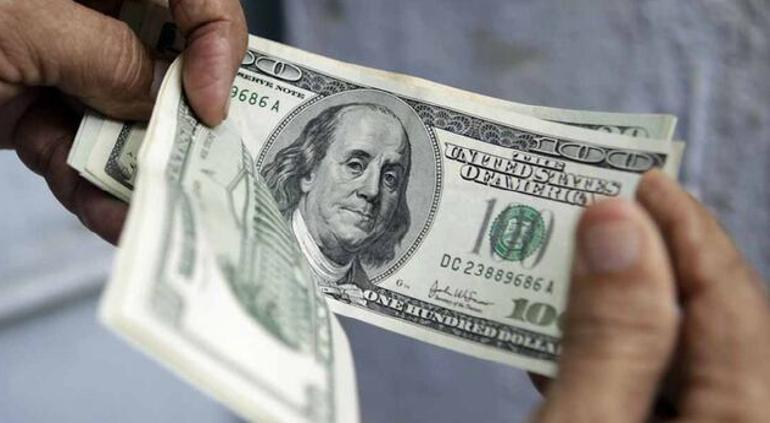 Dólar rebasó los 21 pesos en ventanillas este martes; así cotizó hoy