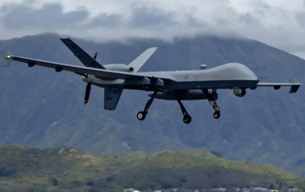 Afirman que Trump evalúa atacar con drones a cárteles