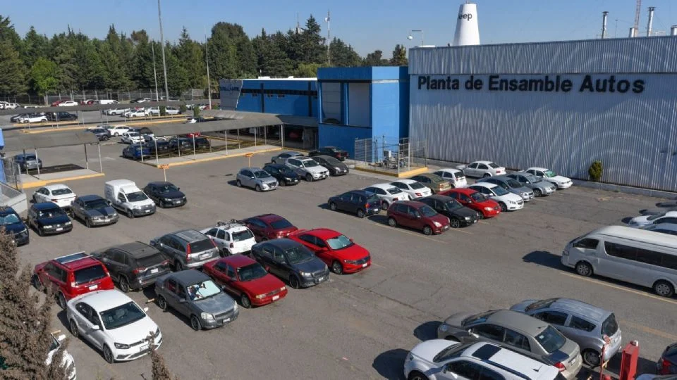 «Hasta ahora no hay ningún aviso»: Sheinbaum descarta que empresas automotrices dejen el país
