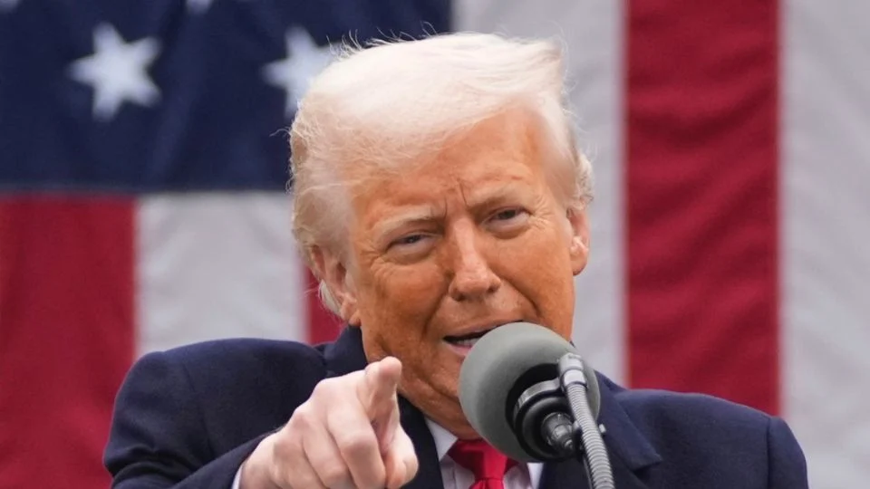 Trump anuncia una pausa de 90 días para aranceles impuestos a 75 países; aumenta tarifa para China hasta 125%