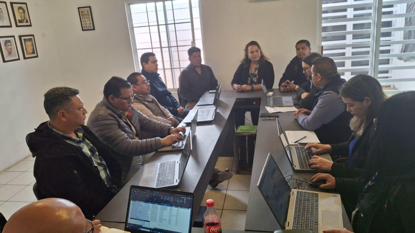Alcaldesa Norma Pavía entabla reunión con Seguridad Pública Estatal- CENTINELA; vienen mejoras y más equipo para la policía municipal
