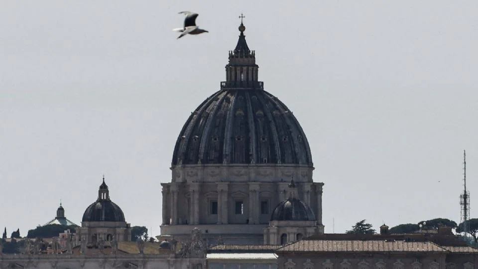 Misa de exequias y luto de nueve días, entre los ritos rumbo al cónclave en el Vaticano