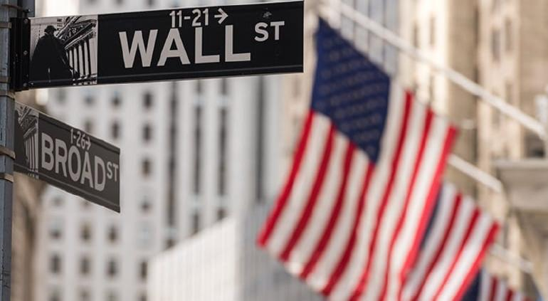 Arremetida Trump vs Powell borra U$1.5 billones de Wall Street