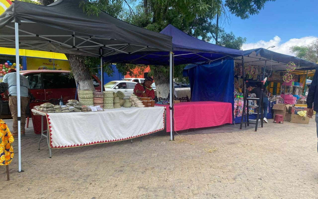 Comerciantes locales reportan buenas ventas durante el Camargo Fest 2025 en Plaza Juárez