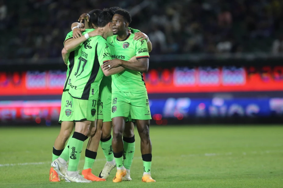Los Bravos Juárez va por su primera Liguilla, pero cuánto han gastado