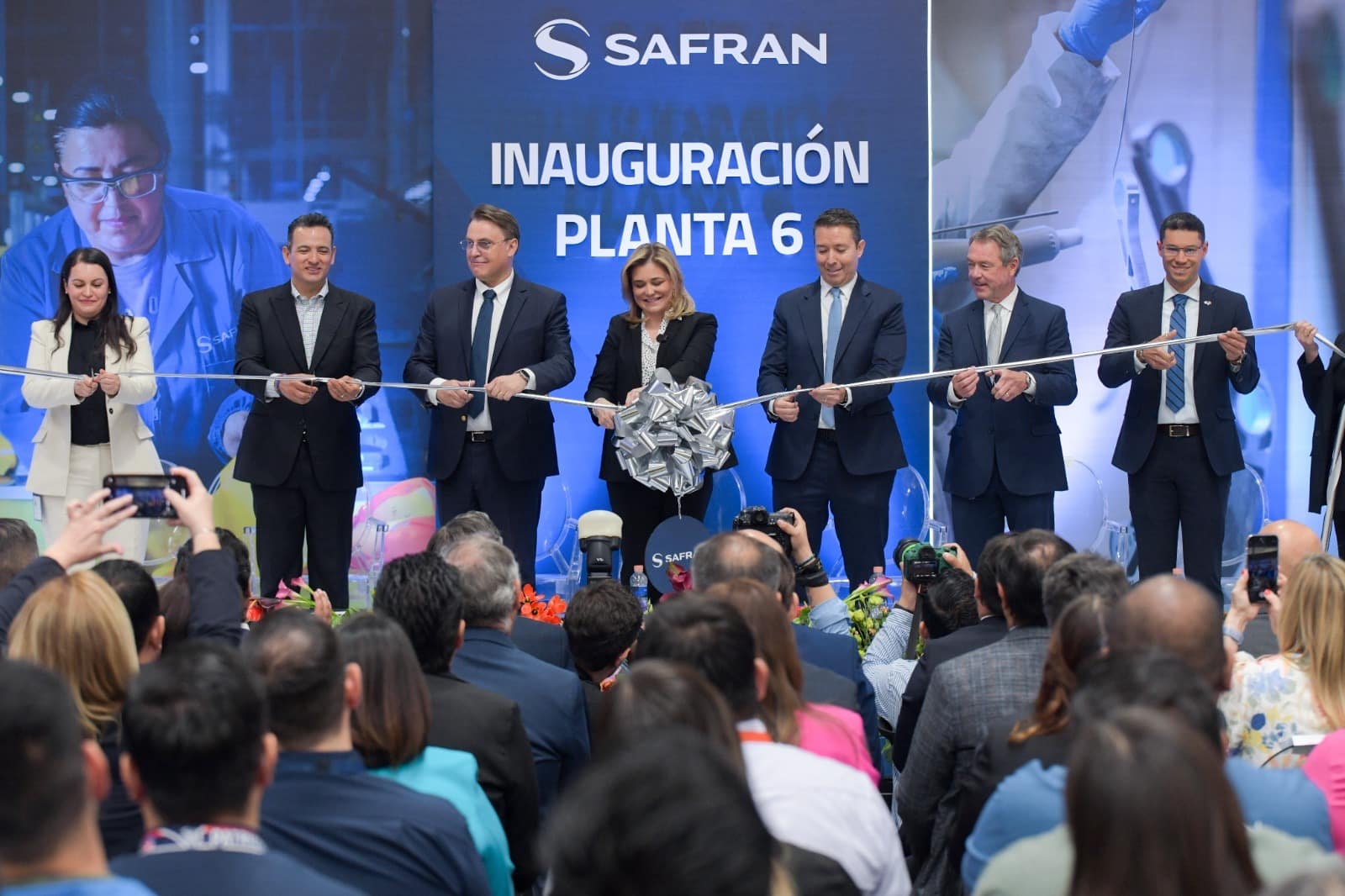 Chihuahua consolida su liderazgo en la industria aeroespacial: Maru Campos
