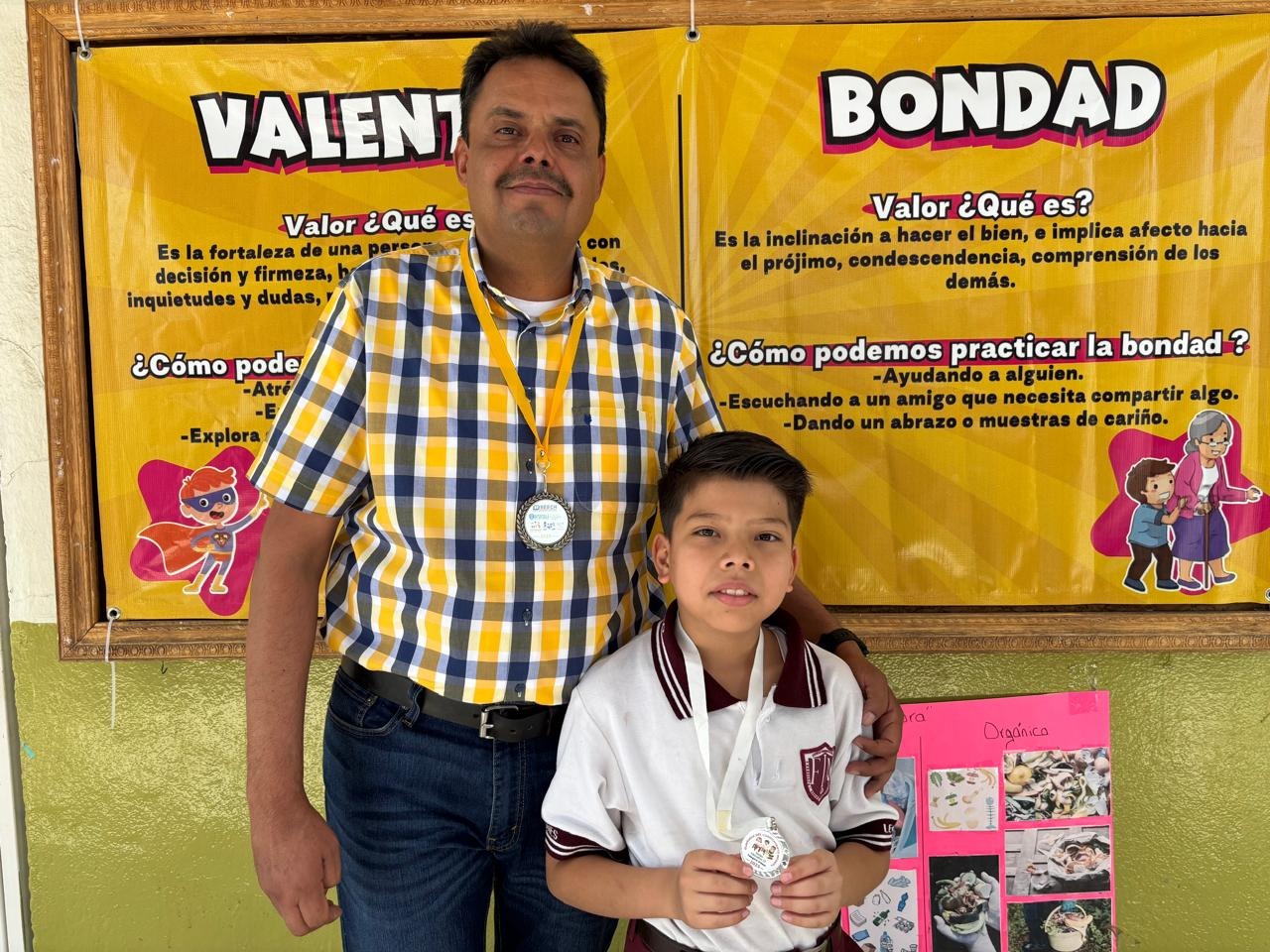 Jared, medallista en la Olimpiada del Conocimiento: primer lugar en zona y segundo en nivel sector