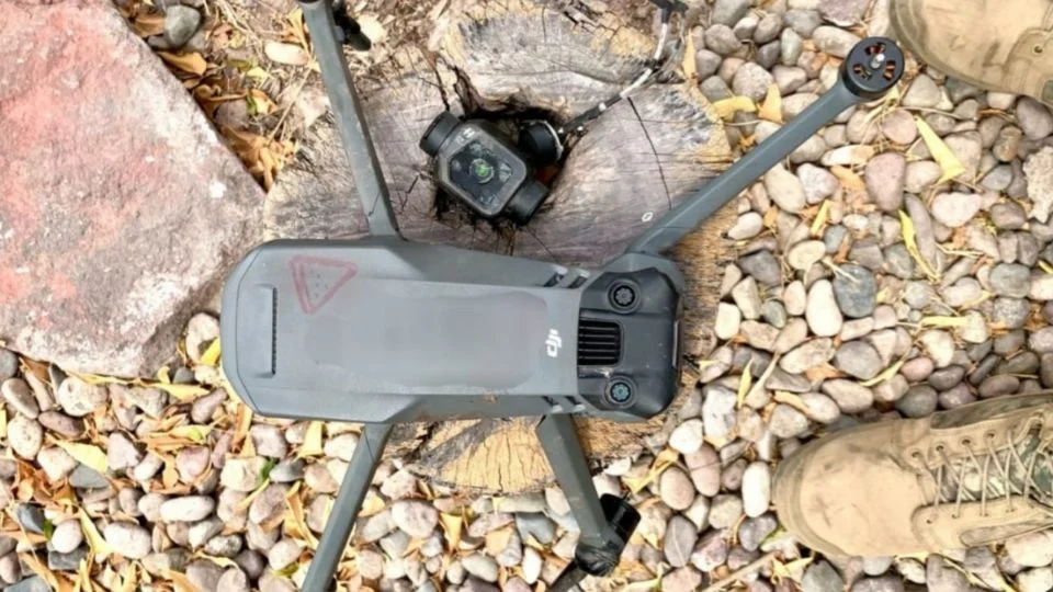 Derriban dron con fusil especial que sobrevolaba durante operativo del Ejército en Sinaloa