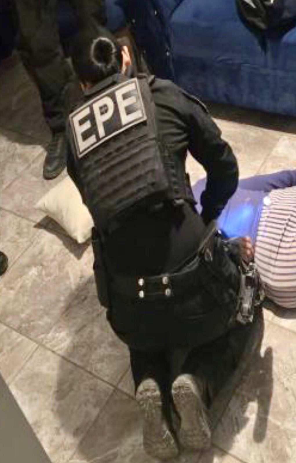 Policía salvó a mujer de 54 años que intentó quitarse la vida