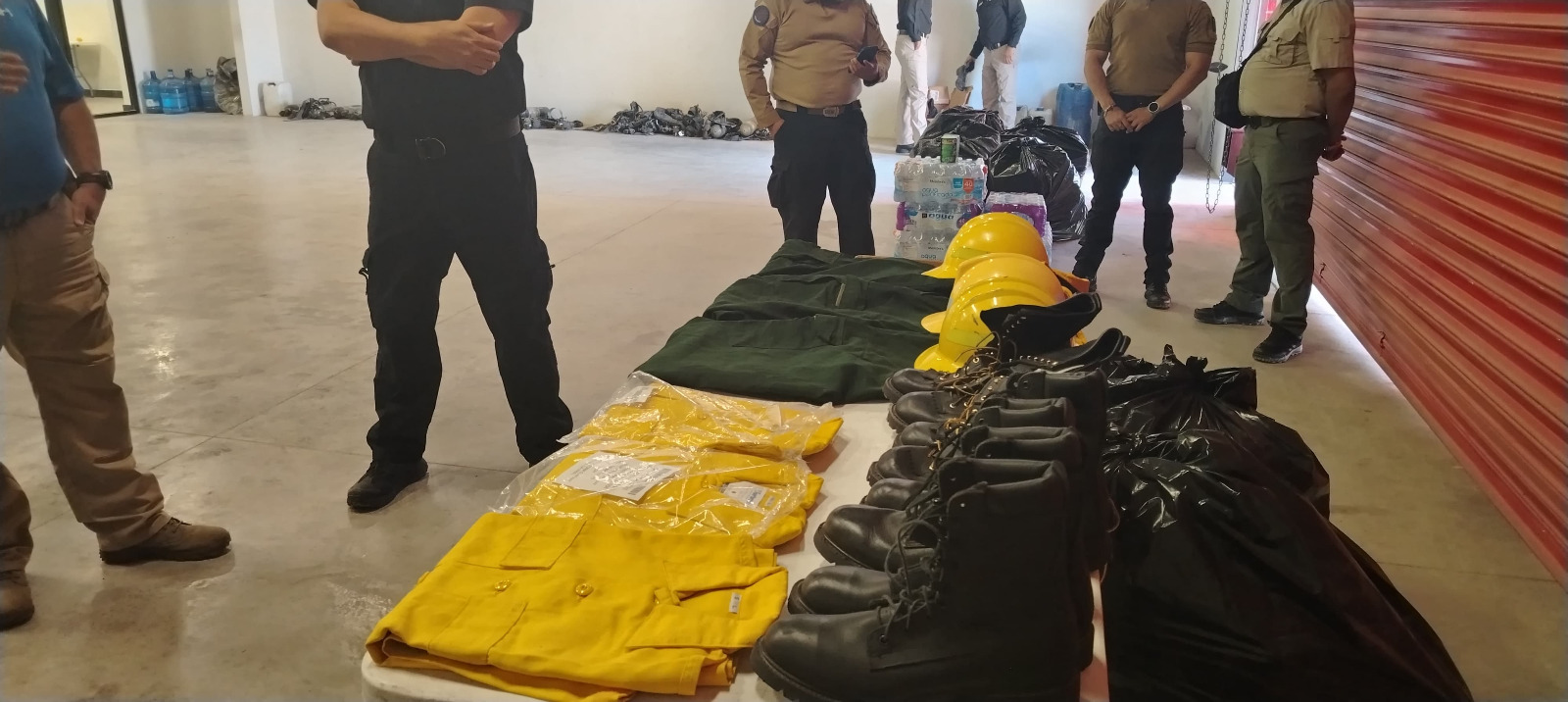 Recibe Protección Civil Estatal donación de equipo para la atención de incendios forestales