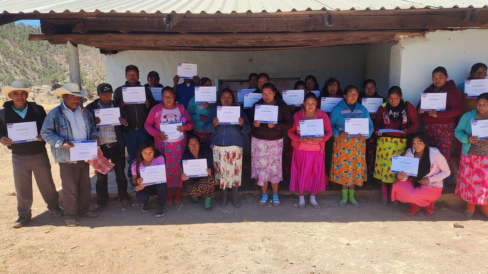 Concluye DIF Estatal Programa de Salud y Desarrollo Comunitario en localidades de la Sierra Tarahumara