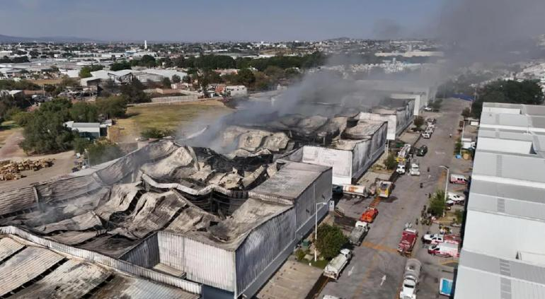 Explotó fábrica en Jalisco; 2 muertos, 26 lesionados y 3 desaparecidos