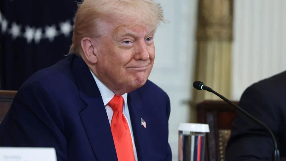 «Ha sido muy difícil gestionar»: Trump recomienda aumentar 50% los aranceles a la Unión Europea