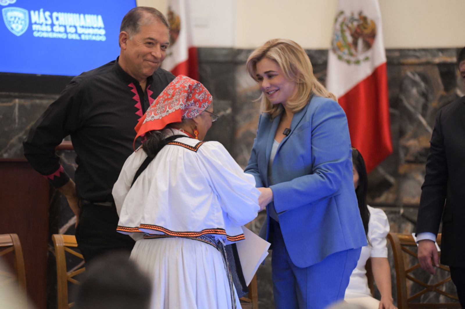 Maru Campos garantiza justicia incluyente para pueblos originarios