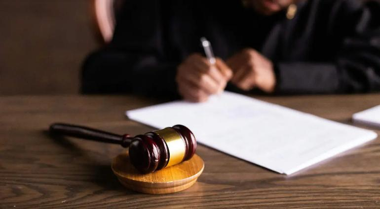 Renunciaron más de 200 jueces por Marrazo; exigen compensación