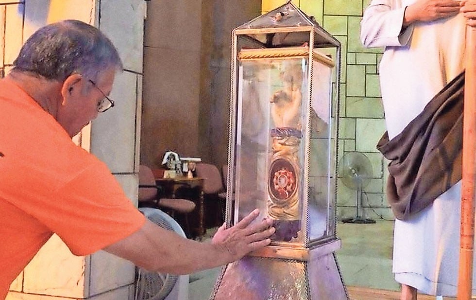 Adoran fieles camarguenses reliquias de San Judas Tadeo