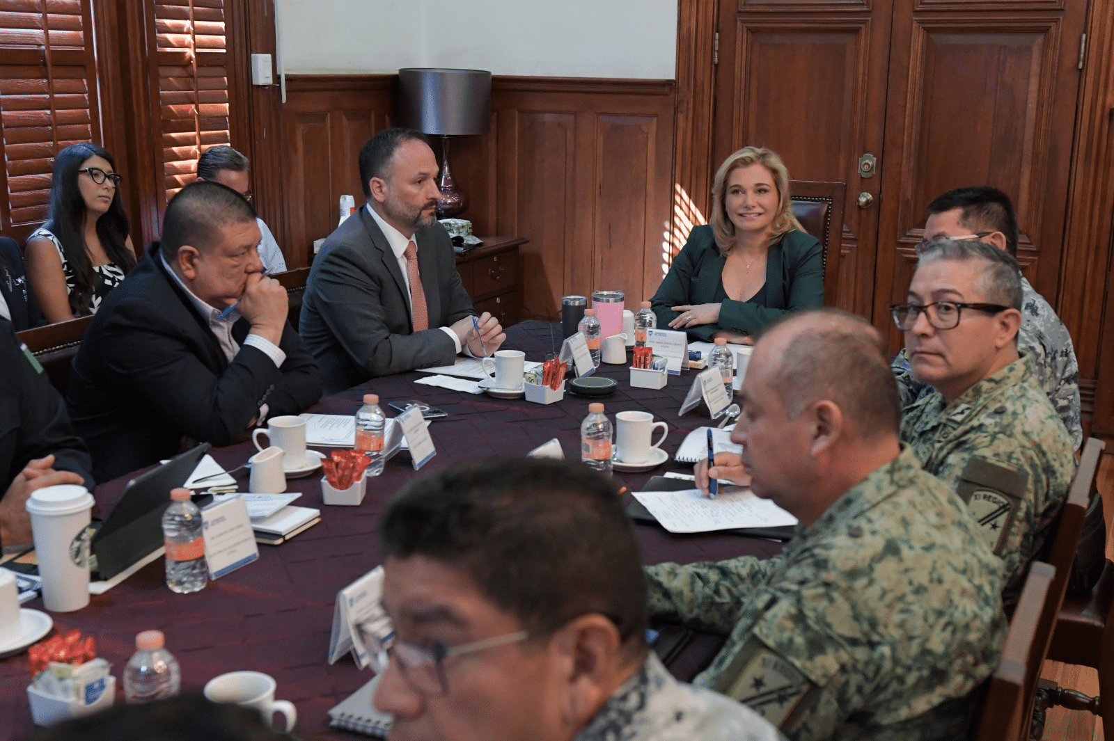 Maru Campos encabeza mesa de seguridad: Acuerdan fortalecer estrategia en Ciudad Juárez y otras regiones