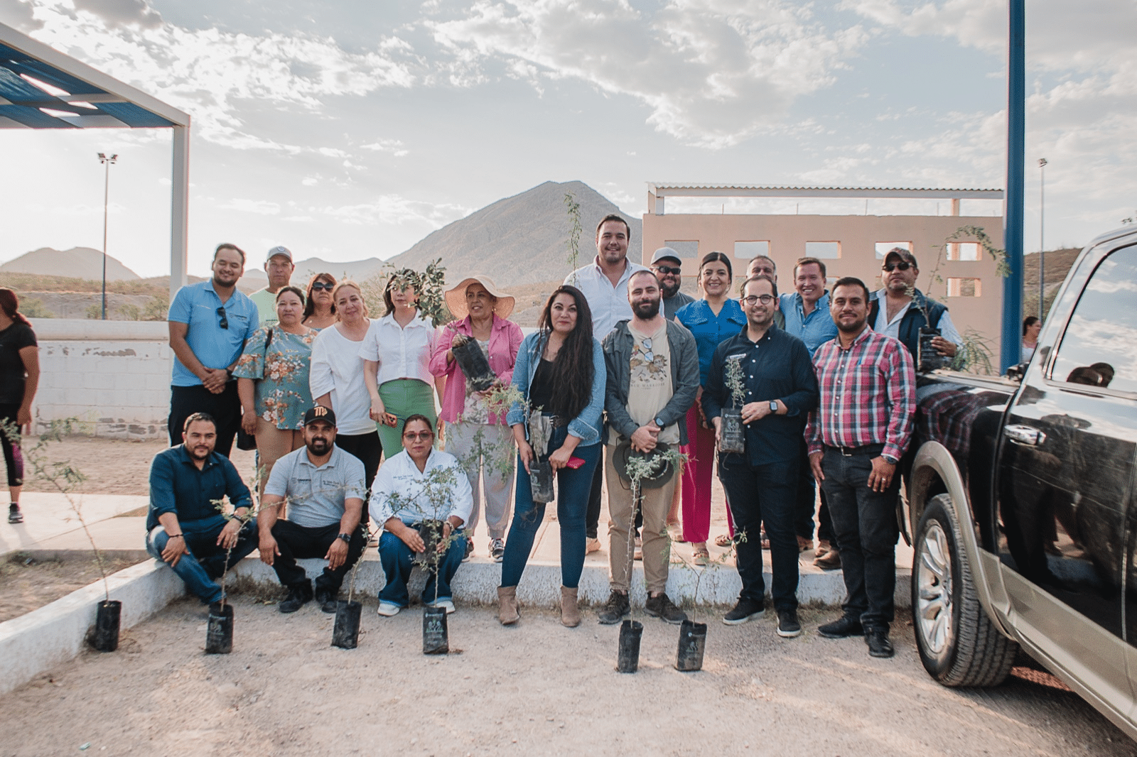 Jorge Aldana encabeza jornada de reforestación en Las Pilas: Por un Camargo más verde