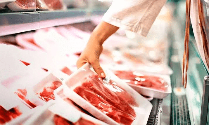 México rompe récord en importaciones de carne; exportaciones caen en volumen