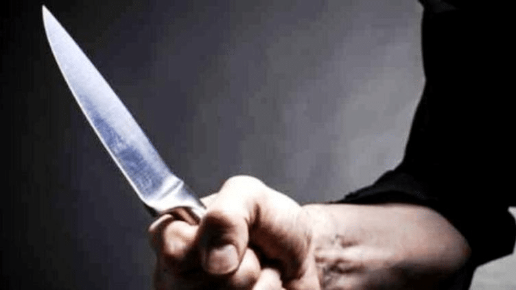 Pasará 48 años en prisión por matar a puñaladas a su mamá