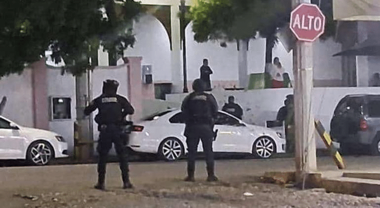 Grupo armado disparó contra el Hospital Civil de Culiacán