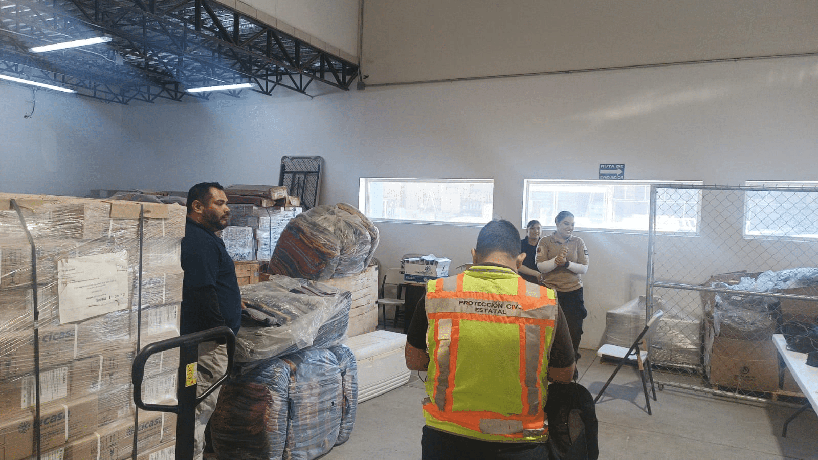 Entrega Protección Civil apoyos a más de 300 familias afectadas por lluvias en Juárez y Bachíniva