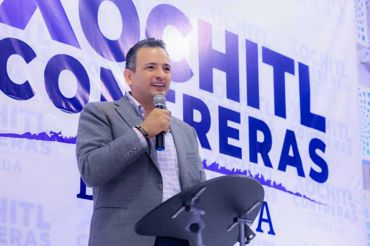 No se rindan, Ciudad Juárez nos necesita unidos: Marco Bonilla en informe de Xóchitl Contreras