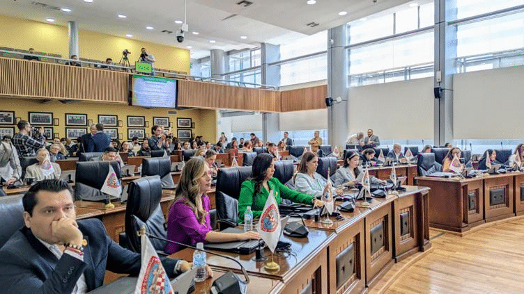 Enviarán alertas climáticas a celulares; aprueba Congreso reforma