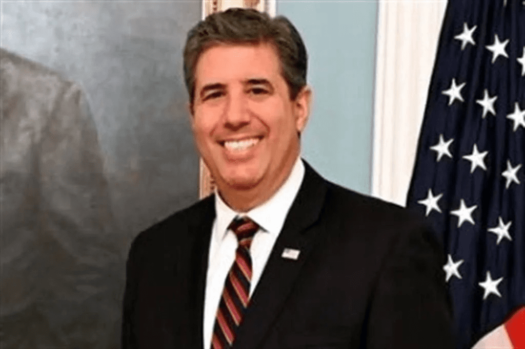 Acude a México subsecretario de Estado de Estados Unidos