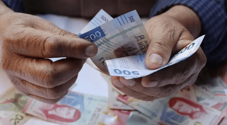 Aprietan pensiones las finanzas públicas; subirán a 6% del PIB