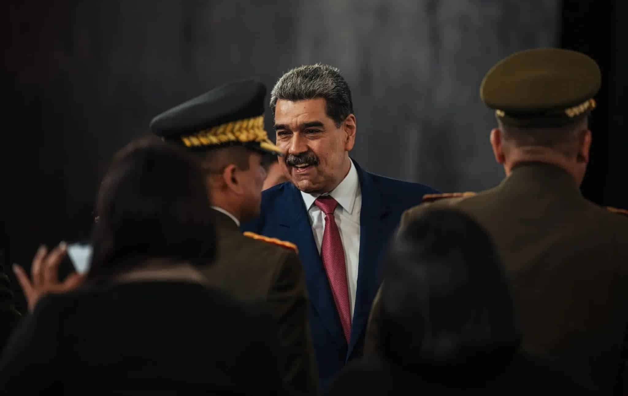 Altos funcionarios de Trump presionan para derrocar a Maduro en Venezuela