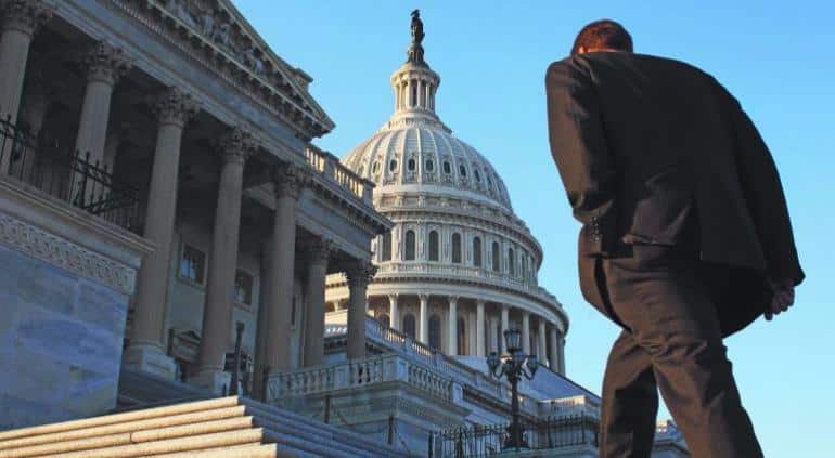 Perfila ir a cierre gobierno de EU por desacuerdo en partidos