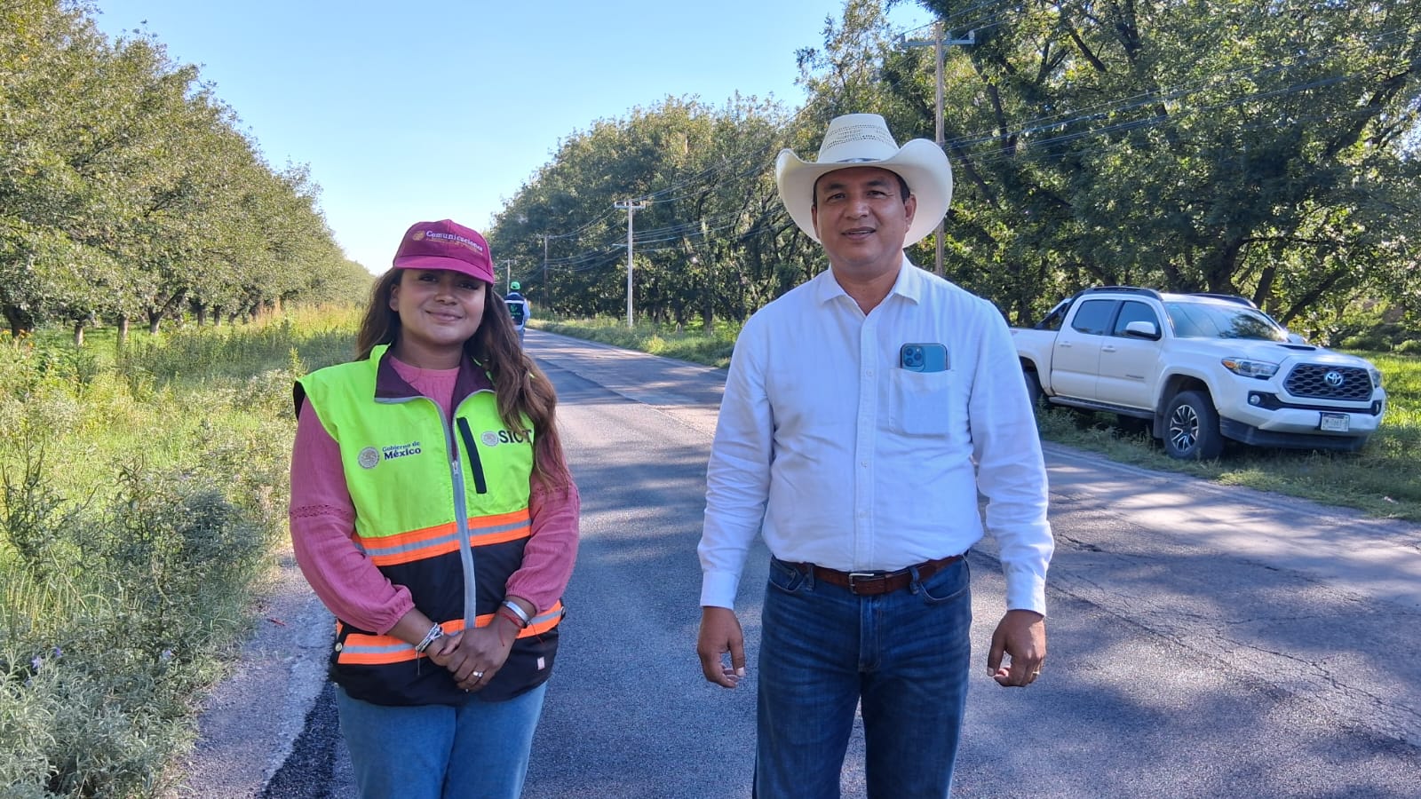 Gestión del Presidente Sergio Olvera rinde frutos: rehabilitan tramo dañado de la Carretera libre entre Maravillas y San Ignacio.