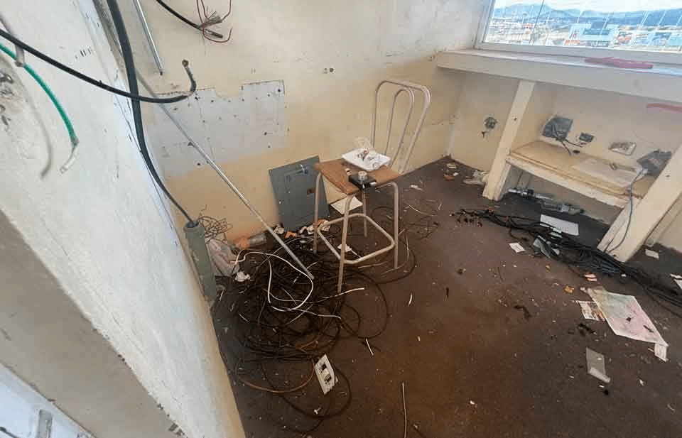 Roban y vandalizan el Gran Estadio Parral