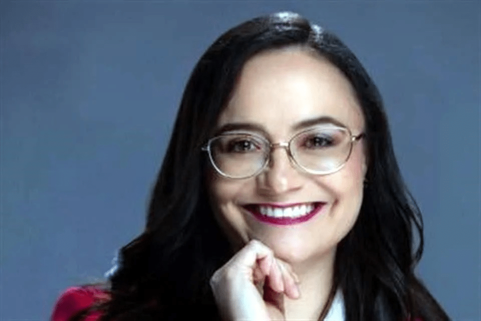 Suma INE renuncias, ahora de titular de Comunicación