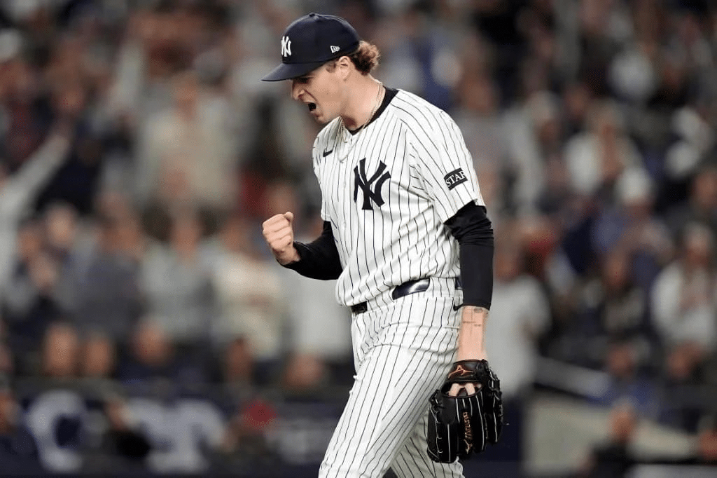 Lleva Cam Schlittler a Yankees a la Serie Divisional