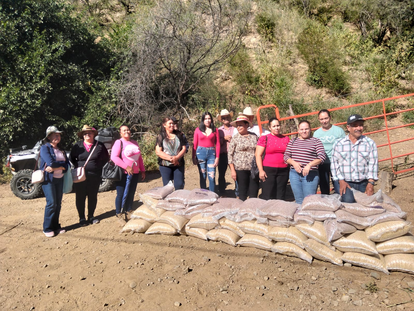 Lleva Gobierno del Estado apoyo alimentario a 200 familias de Ocampo